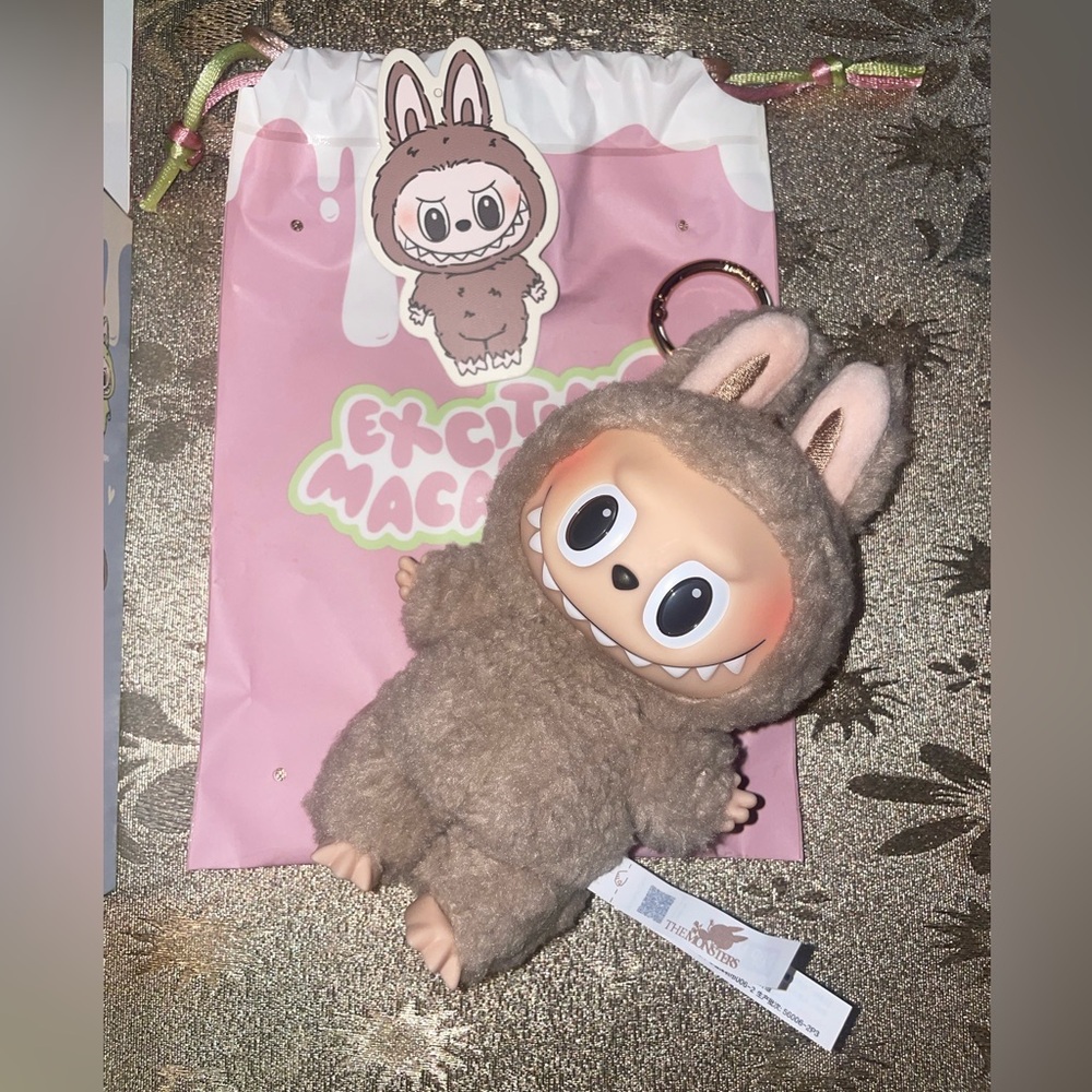 TOFFEE The Monsters Exciting Macaron Labubu